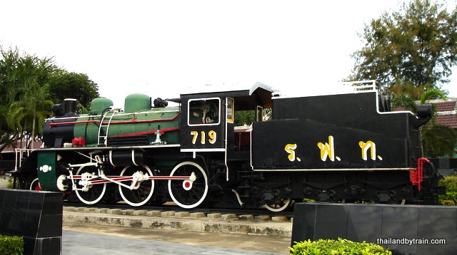 Steam Locomotive 719